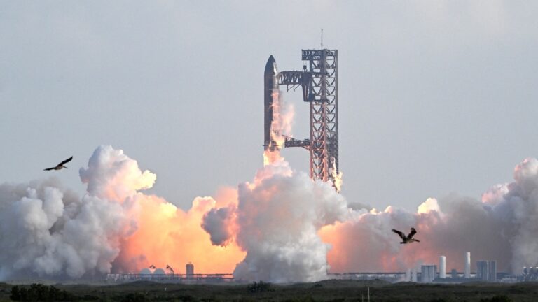 spacex-gty-er-251009_1760035308166_hpMain_16x9.jpg