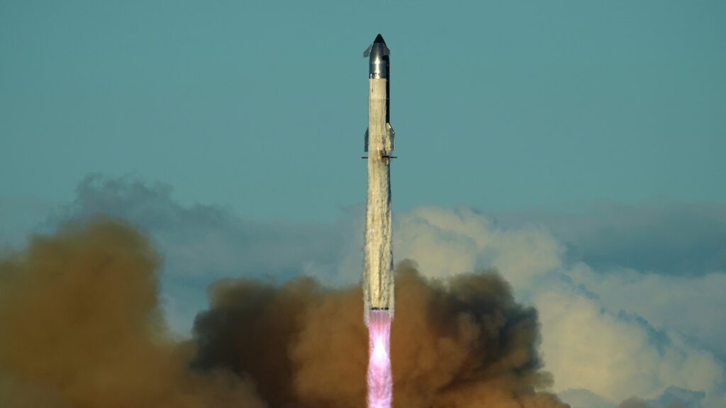 spacex-starship-ap-jef-251030_1761850544064_hpMain_16x9.jpg