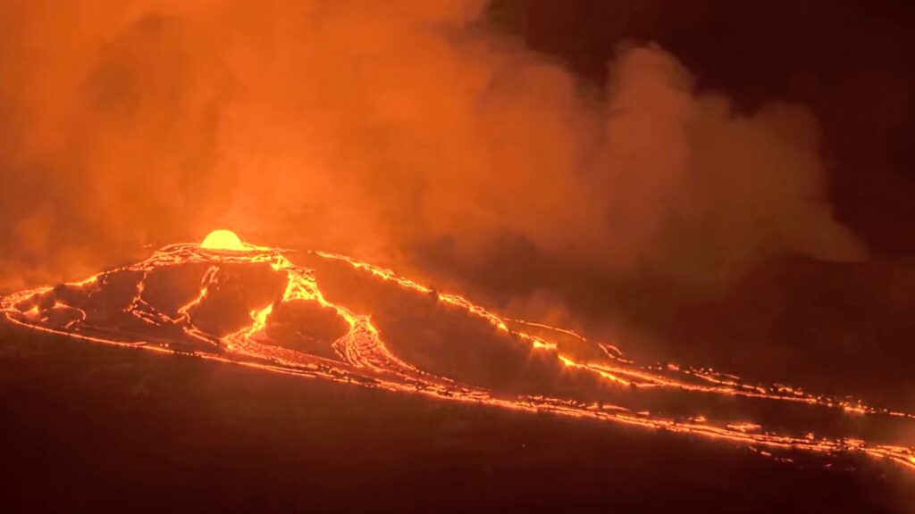 Kilauea-Volcano-1-ht-gmh-251124_1764005704026_hpMain_16x9.jpg